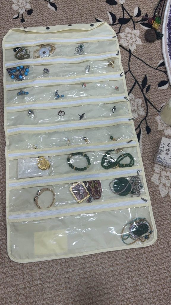 Img V3 02rd D1372574 A5cd 47a0 9a40 Ae41a5b52dhu 576x1024