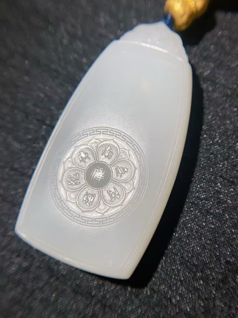 Img V3 02rg 611a2118 B97d 46d1 Bbc4 F4d5231306hu 768x1024